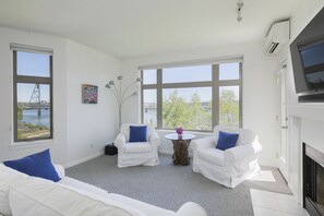 Big North & East-facing windows let in abundant light.