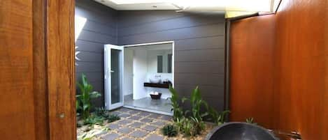 Private outdoor bathroom