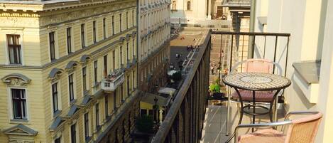 Panorama to the Bazlilka from the balcony