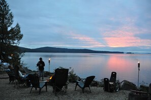 An evening at the firepit