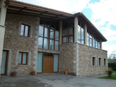 Rural House "La Flor del Naranjo" of Sierra de Gata for 21 people