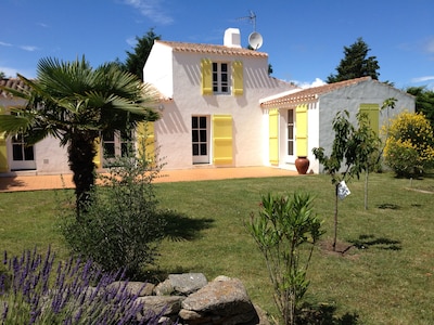 Family house with garden, Ile d'Yeu, 3 comfortable rooms.