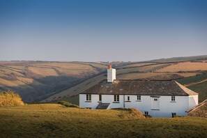 Far reaching inland view but still perched on the cliffs a few minutes walk away