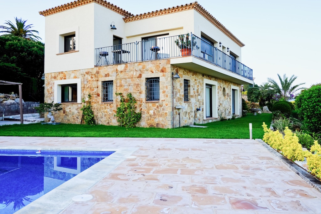 Picture of villa