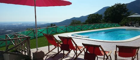 Lower Terrace Pool overlooking Bay of Salerno