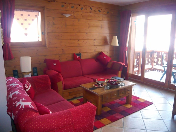 Fabulous Les Carroz Apartment