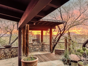 Sunrise, front porch, January'25