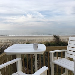 Nice view for morning coffee - 2 of these table sets on the deck.
