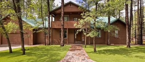 Welcome to your Pinetop escape!  We know you will make beautiful memories here!