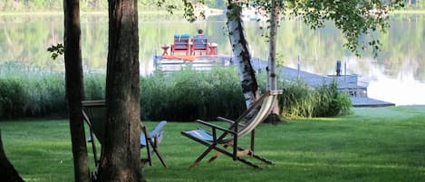 The level lake frontage is private and serene.