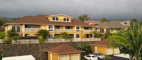 Outside of the building seen from Alii Drive