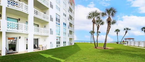 Ground Level Patio near the Beach & Pool - 
El Matador Resort, Okaloosa Island Fort Walton Beach Vacation Rentals