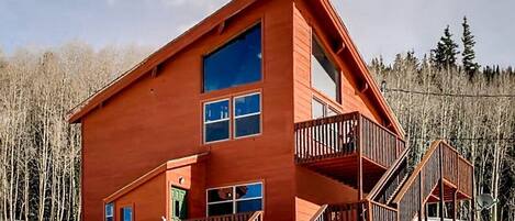 Bristlecone Pines is a custom vacation home just 15 minutes from Breckenridge!