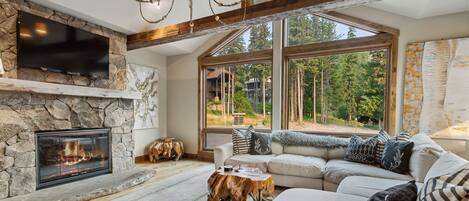 Stunning Whitefish Mountain home