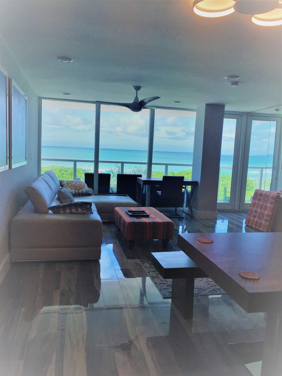 Over the top 2 bedroom right on the sand!