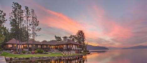 The Point at Sandpoint. 365` private waterfront. Luxury