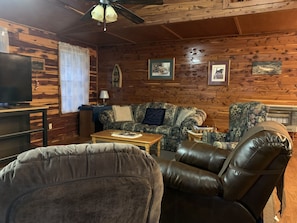 Spacious Living room of the Dime. Cozy to enjoy with family and friends