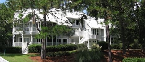 Beautiful exterior overlooking lagoon 