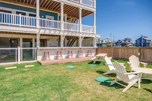 Surf-or-Sound-Realty-Wa-Hoo-Hatteras-866-Tiki