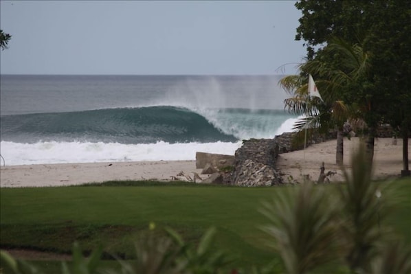 Truth in advertising -Rio Colorado (Colorados) surf shot from the couch!
