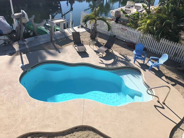 pool