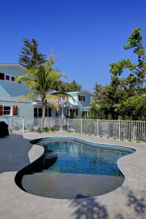 View of the pool at the front of Sea Breeze