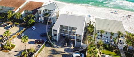 Sweet Tea is directly on the Beach!