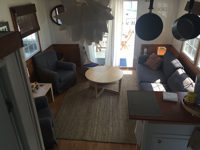 Beautiful Houseboat In Downtown Providence - Heated!!!