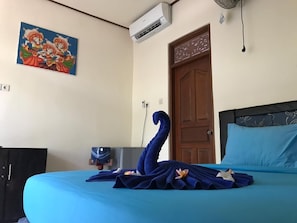 Homestay Near Pandawa Beach Family Room