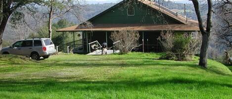 Lofty Haven Retreats in Spring