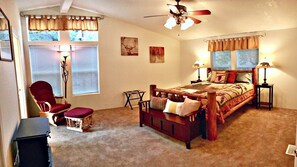 #1 "Wild & Scenic" Master Bedroom has Queen Log bed - sleeps 2