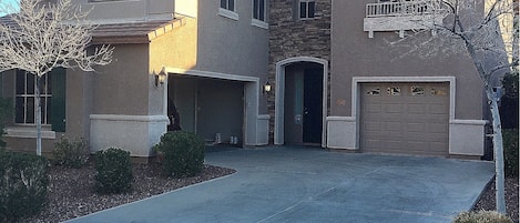 Front View, great neighborhood, park across the street in green space. 