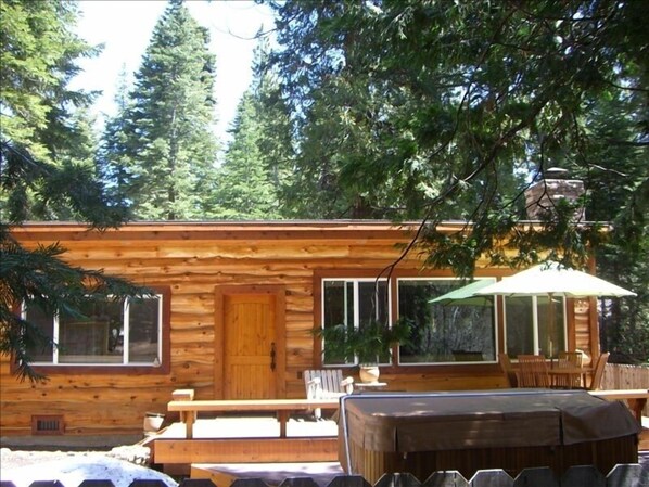 Front with private yard, deck, hot tub