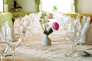 Banquet hall
