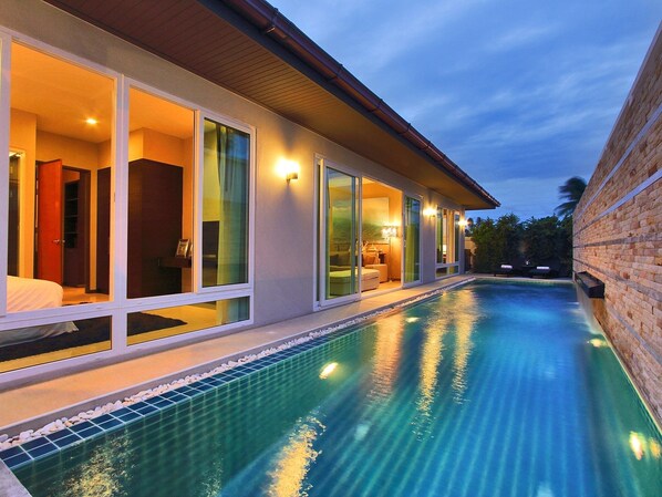 Grande 4 Bedroom Pool villa C12