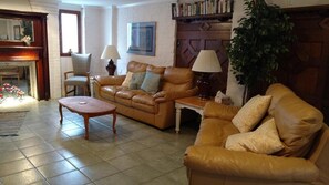 living room, leather sofa and loveseat