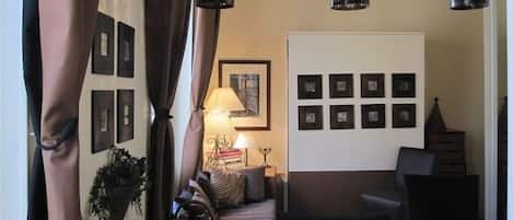 4 floor living