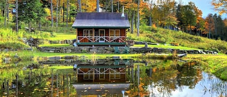 Beautiful photo taken by guest. The cabin faces the pond for complete privacy.