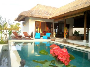 Charming villa with 2 bedrooms, Ungasan 