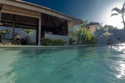 Charming villa with 2 bedrooms, Ungasan 