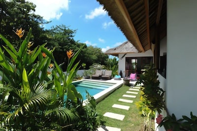 Charming villa with 2 bedrooms, Ungasan 