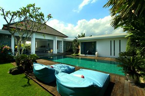 Villa Bahia outdoor area