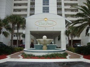 The entrance to the Pearl -- lugage carts are to the left.