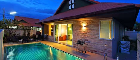 Amazing Jomtien Pool Villa A21