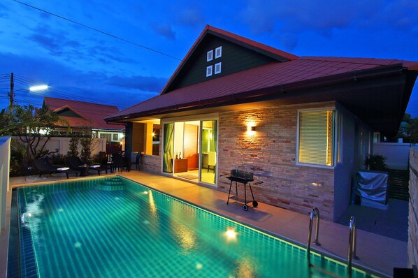 Amazing Jomtien Pool Villa A21