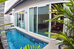 Deluxe 3 Bedroom Near Jomtien Beach B16