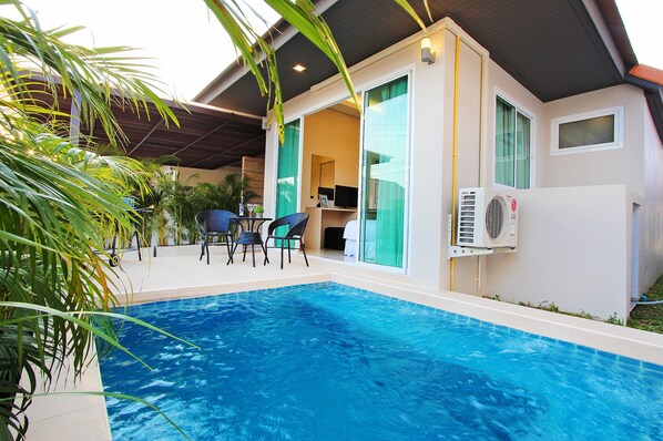 Plunge Pool 2 Bedroom Villa B24