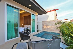 Plunge Pool 2 Bedroom Villa B24