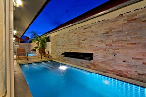 Double Pool 4 Bedroom Villa B29-30