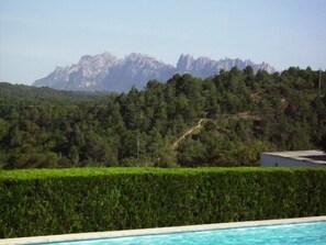 Vista desde la piscina